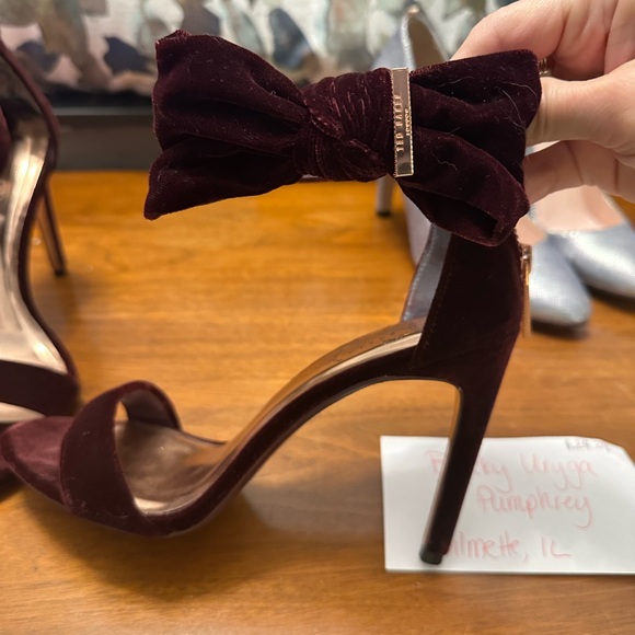 Ted Baker velvet heels - Picture 3 of 4